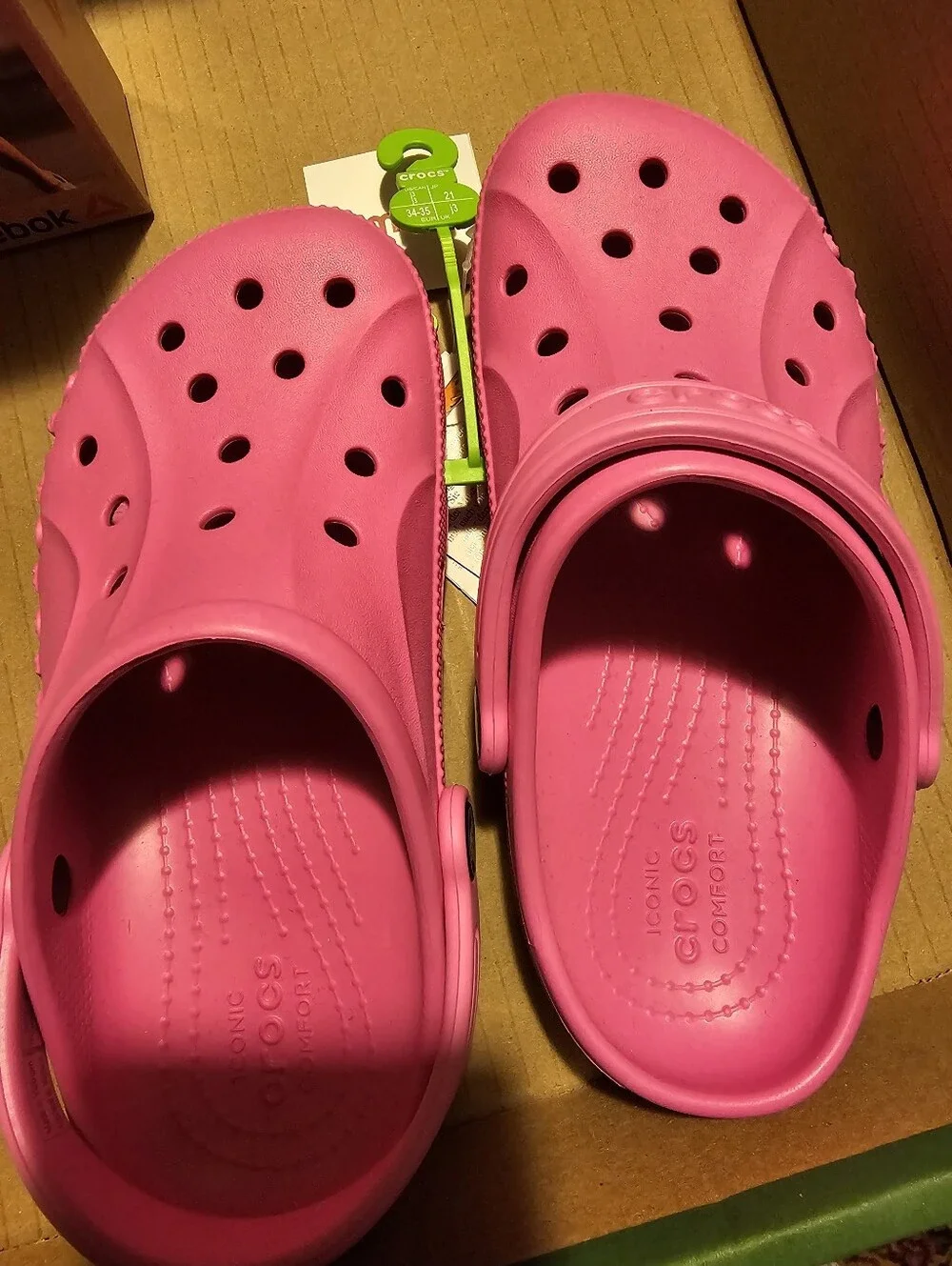 NWT Pink Fuchsia CROCS Ralen Clogs J3⁸ Juniors 3